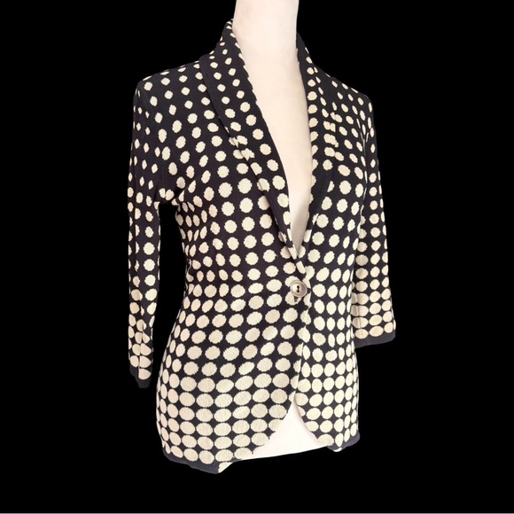 Carmen Marc Valvo Black and Cream Polka Dot Blazer - Picture 4 of 10